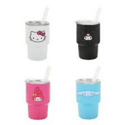 Ensemble de 4 Mini Verre Hello Kitty & Friends - 3oz Ensemble de 4 Mini Verre Hello Kitty & Friends - 3oz